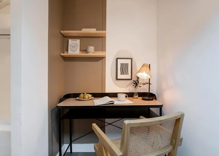Luci - 1 Bedroom And Office In Cuatro Caminos Madrid