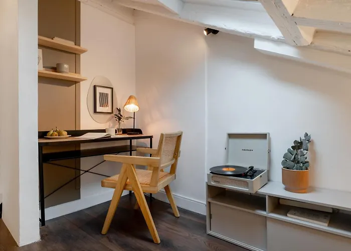 Luci - 1 Bedroom And Office In Cuatro Caminos Madrid