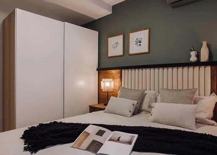 Nava - 3 Bedrooms In Sant Gervasi Barcelona