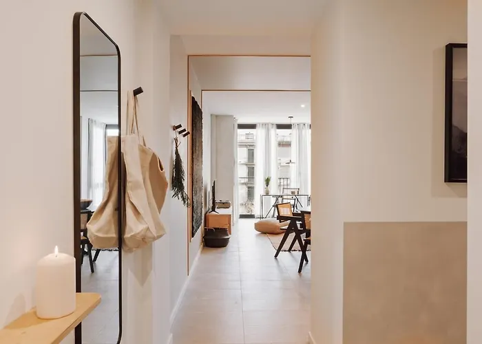 Aneto - 3 Bedrooms In Eixample Esquerra Barcelona