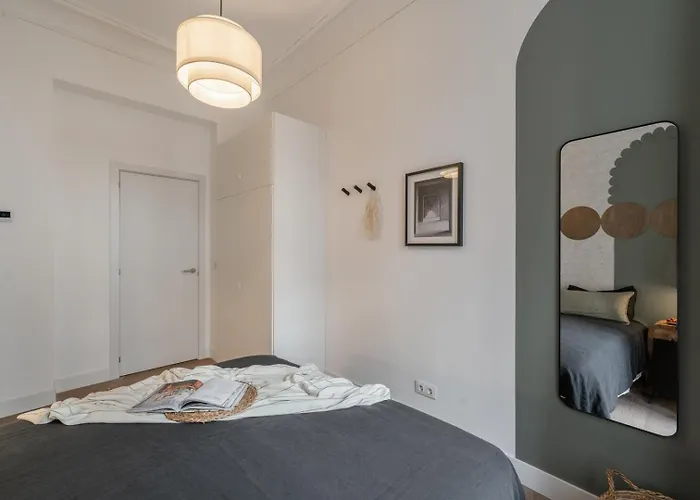 Selim - 3 Bedrooms In Palacio Madrid