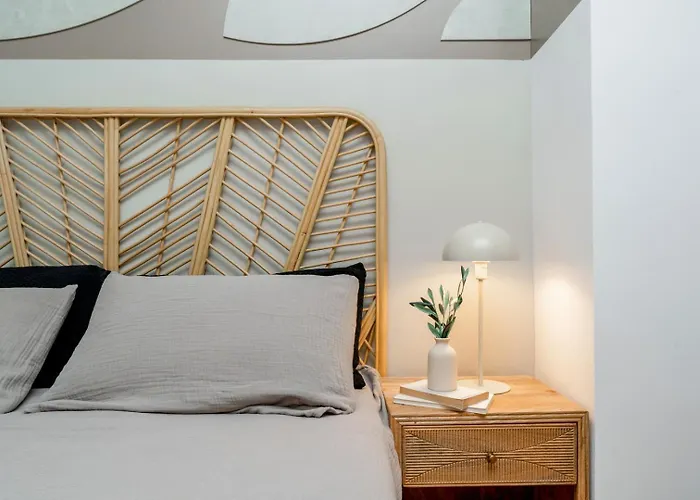 Delfi - 2 Bedrooms In Lista Madrid