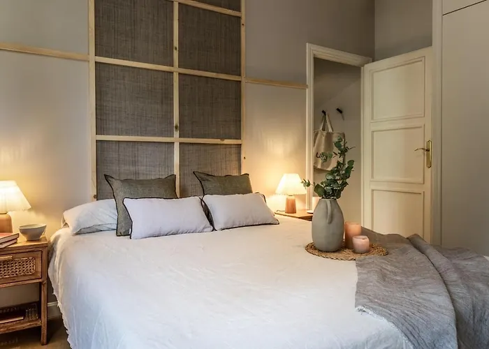 Aversa - 2 Bedrooms In Azca Madrid