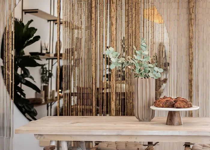 Canggu - 2 Bedroom In Trafalgar Madrid