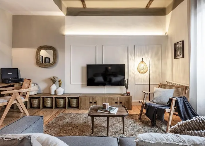 Gazules - 2 Bedrooms In Castellana Madrid