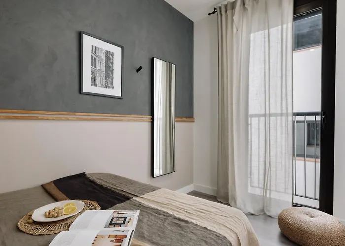 Punta - 3 Bedrooms With Pool In Les Corts Barcelona