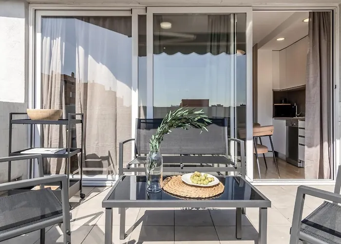 Blondie - 2 Bedroom In Ibiza Madrid