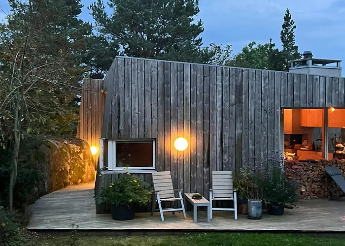 Architect-Designed Cabin With Fjordviews Risør