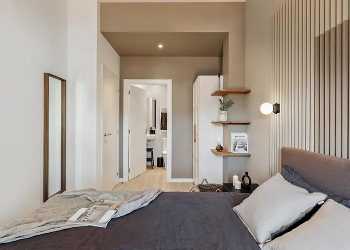 Fageda - 2 Bedrooms And Balcony In Sant Antoni Barcelona