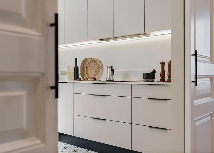 Davut - 3 Bedrooms And Office In Eixample Esquerra Barcelona