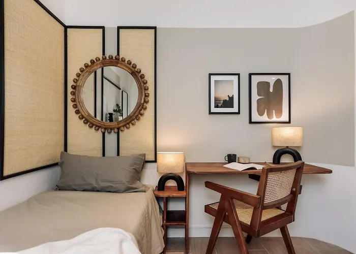 Solea - 3 Bedrooms And Balcony In Eixample Dreta Barcelona