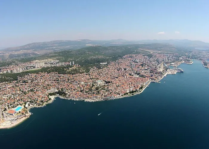 Apartments With Parking Space Sibenik - 24466