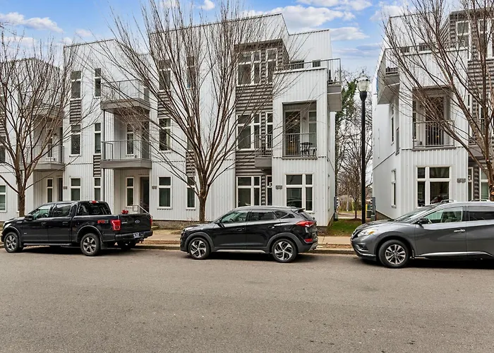 Villa Trendy 3 Bdr For 8 Heart Of Nash Near 5 Points Nashville
