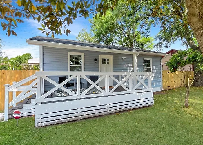 The Saint Murray Perfect 2 Bedroom Minutes To Everything Charleston