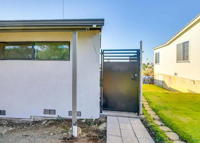 2 Mi To Mission Valley: Chic Home W/ Patio! San Diego