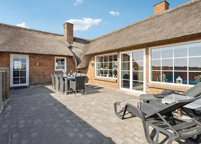 Beautiful Home In Ringkobing With Sauna