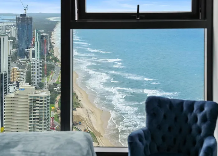 43 Stories High Large Villa With Stunning Ocean Views Pet Friendly Gold Coast