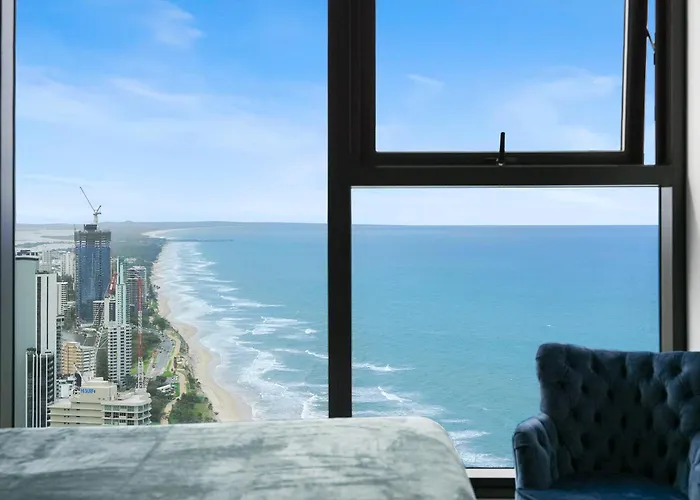 43 Stories High Large Villa With Stunning Ocean Views Pet Friendly Gold Coast