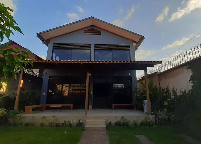 Villa Casa Completa, Iluminada Puerto Maldonado