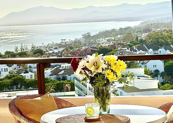 Beach Studio With Stunning Sea & Mountain Views Marbella
