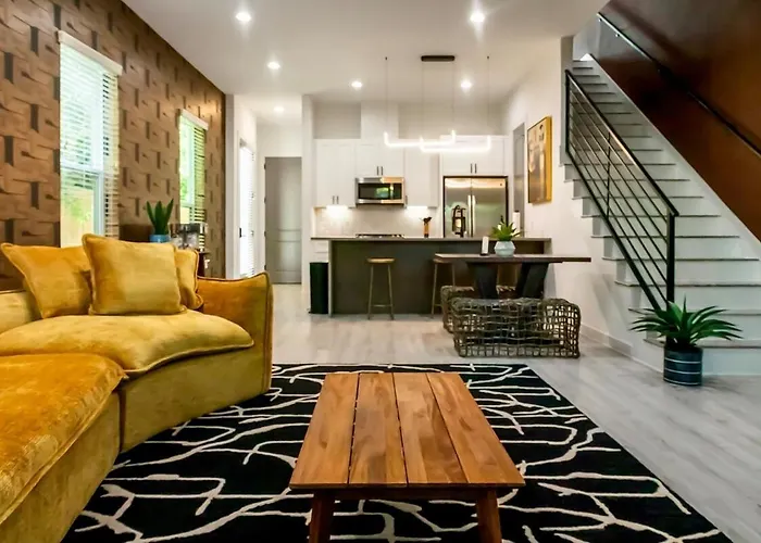 Spacious 3Br Retreat Pergola And Fire Pit Houston