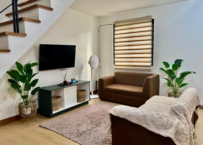 Elisa'S 3 Bedroom With Pool San Pablo City
