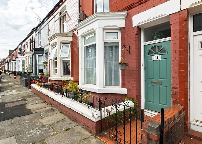 Villa Charming Victorian 2Br Nr Sefton Park Parking - Pass The Keys Liverpool