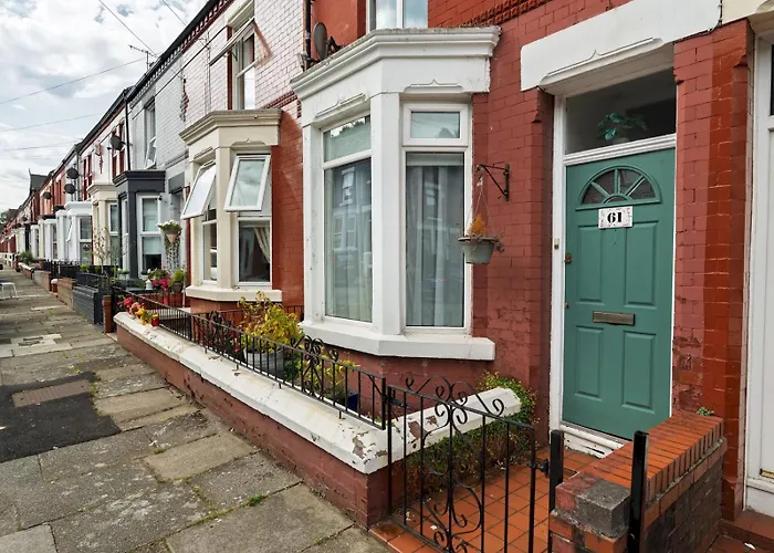 Villa Charming Victorian 2Br Nr Sefton Park Parking - Pass The Keys Liverpool