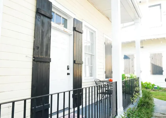 Dumaine Historic Studio New Orleans