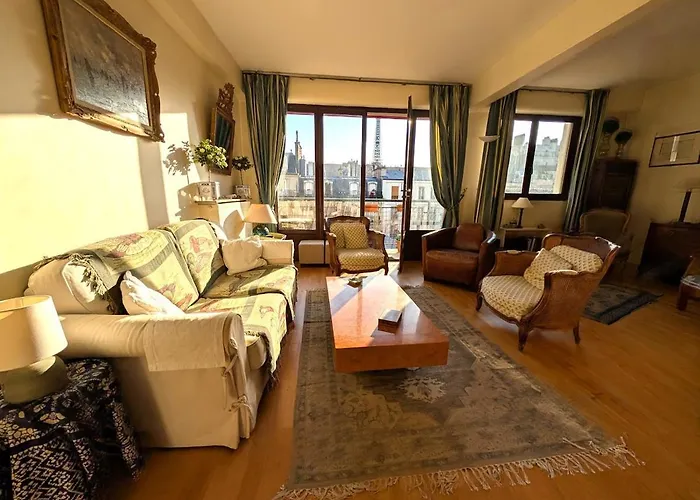 Ferienwohnung Vintage Pied-a-Terre - Eiffel Tower View Paris
