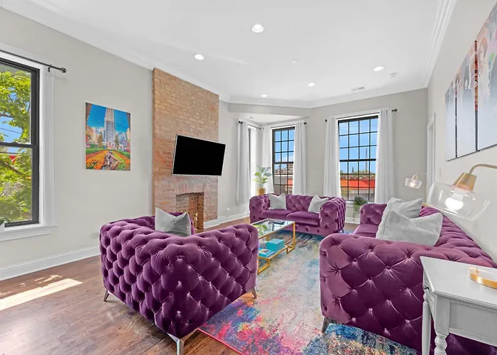 Modern, Spacious 3Br Apt Minutes To Downtown! Chicago