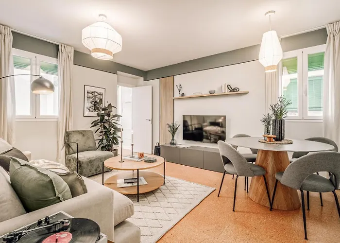 Patti - 2 Bedrooms In Ibiza Madrid