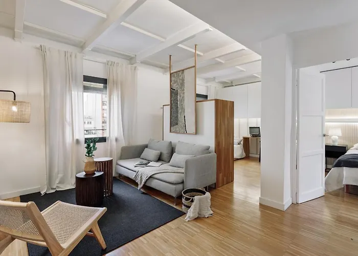 Celoni - 1 Bedroom And Office In Sagrada Familia Barcelona