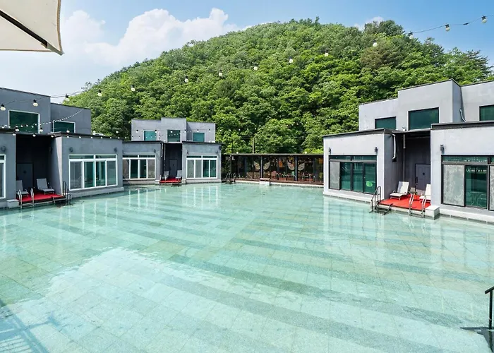 Maldive Junwon Maeul Pet-Friendly Resort Chuncheon