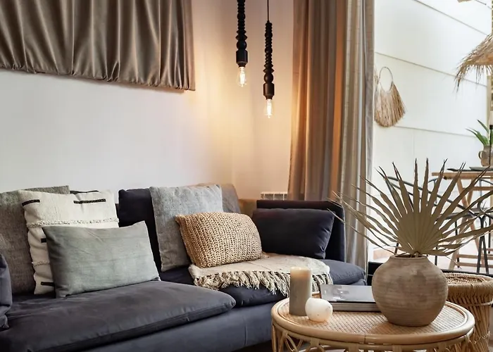 Bintan - 1 Bedroom And Terrace In Gracia Barcelona