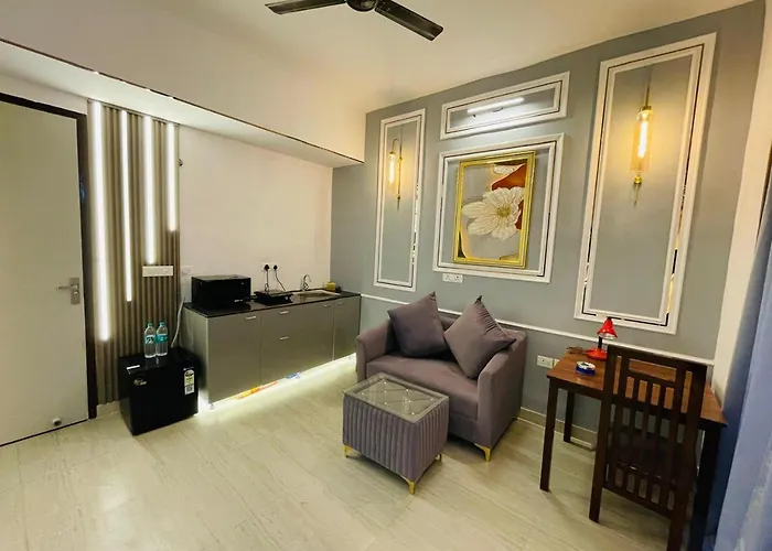 Cozy Noida Studio,Super Comfy!