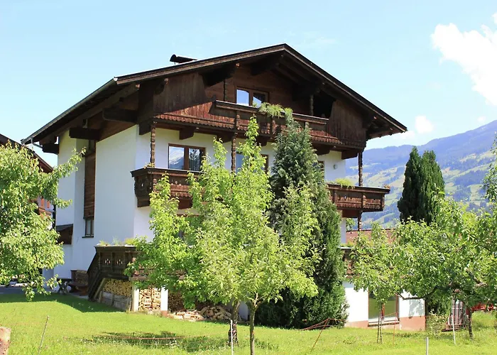 Beautiful Apartment In Fugen Zillertal