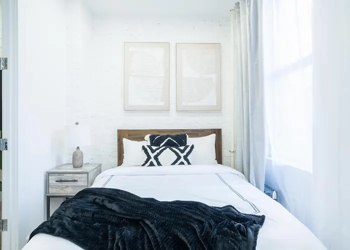 180-2 Brand New 2Br 1Bath East Village New York