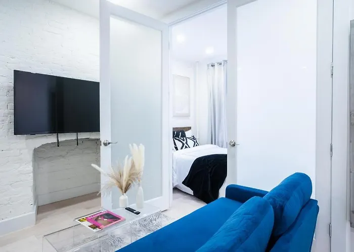 180-2 Brand New 2Br 1Bath East Village New York