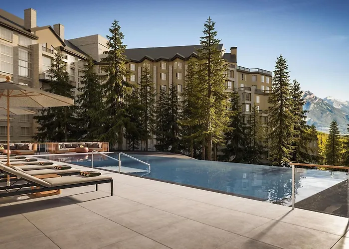 Hotel Rimrock Banff, Emblems Collection
