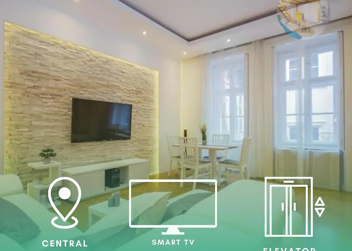 Cozy Hideaway On Szervita Square Budapest