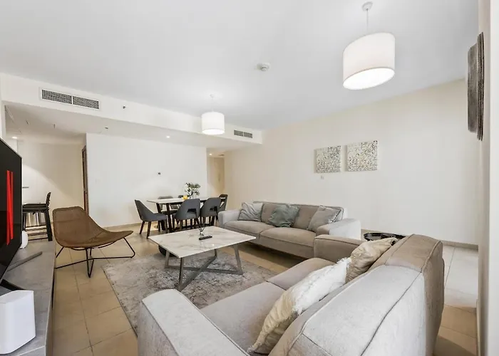 Stylish Jbr Apartment, Steps From The Beach Dubai