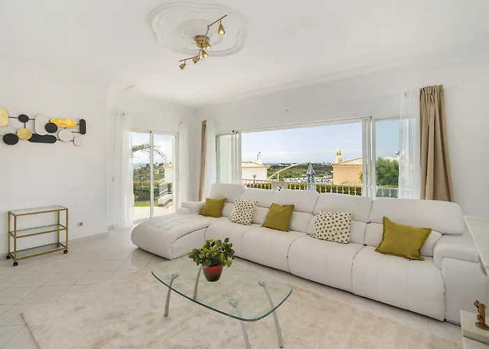 Villa Sitambo- Pool & Sea View Albufeira