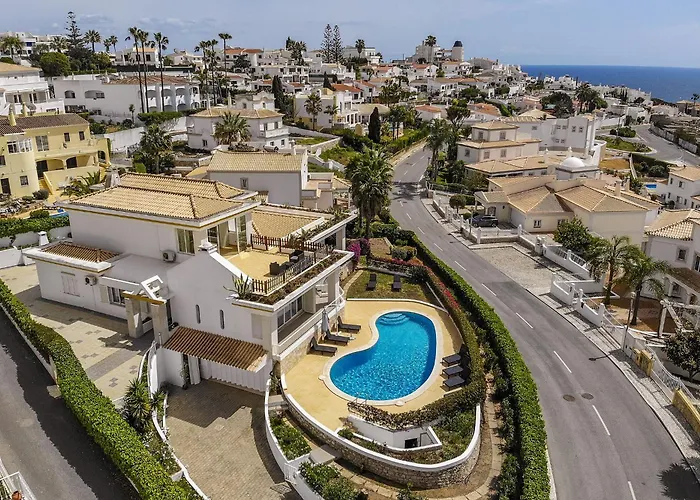 Villa Sitambo- Pool & Sea View Albufeira