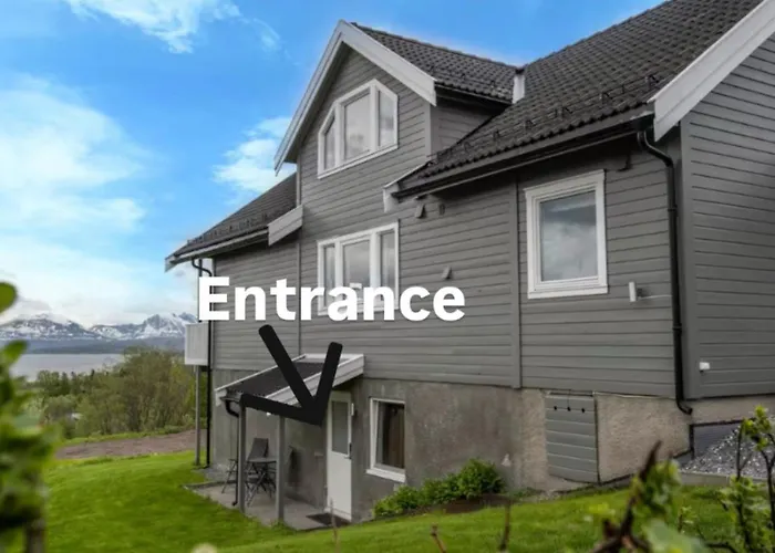 Stor Leilighet Naer Flyplass, Buss Og Natur Tromsø