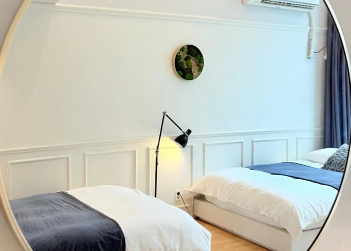 1Min Duplex House Hong Dae Seoul