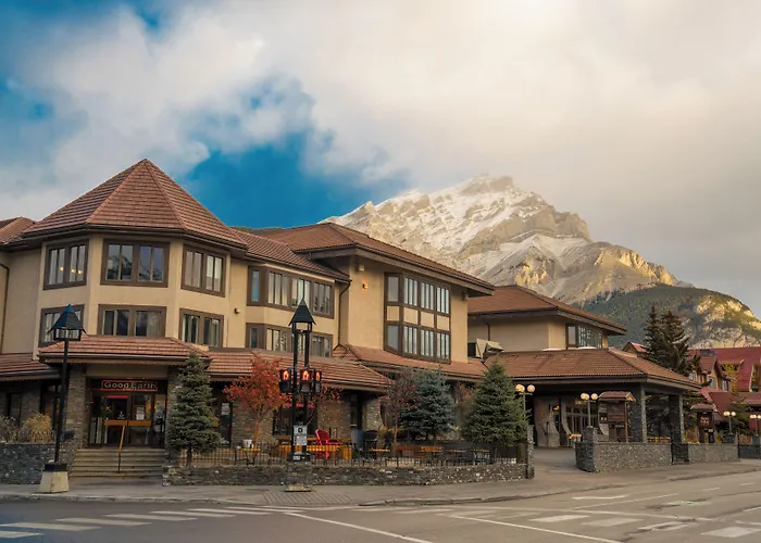 Elk + Avenue Hotel Banff