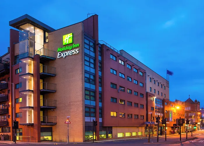 Holiday Inn Express Glasgow City Riverside By Ihg