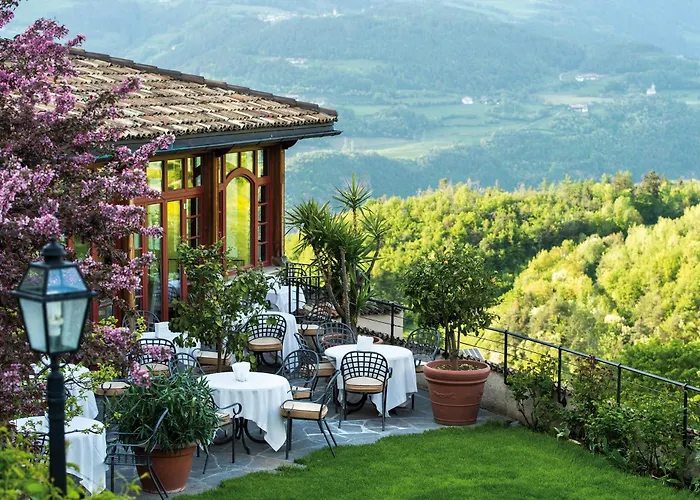 Romantik Hotel Turm Völs am Schlern