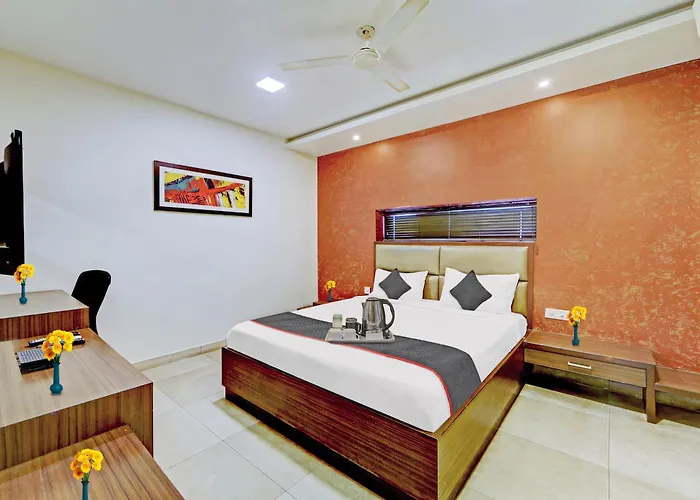 Rg Suites Formerly Raj Residency Near Us Embassy & Apollo Hospital Chennai